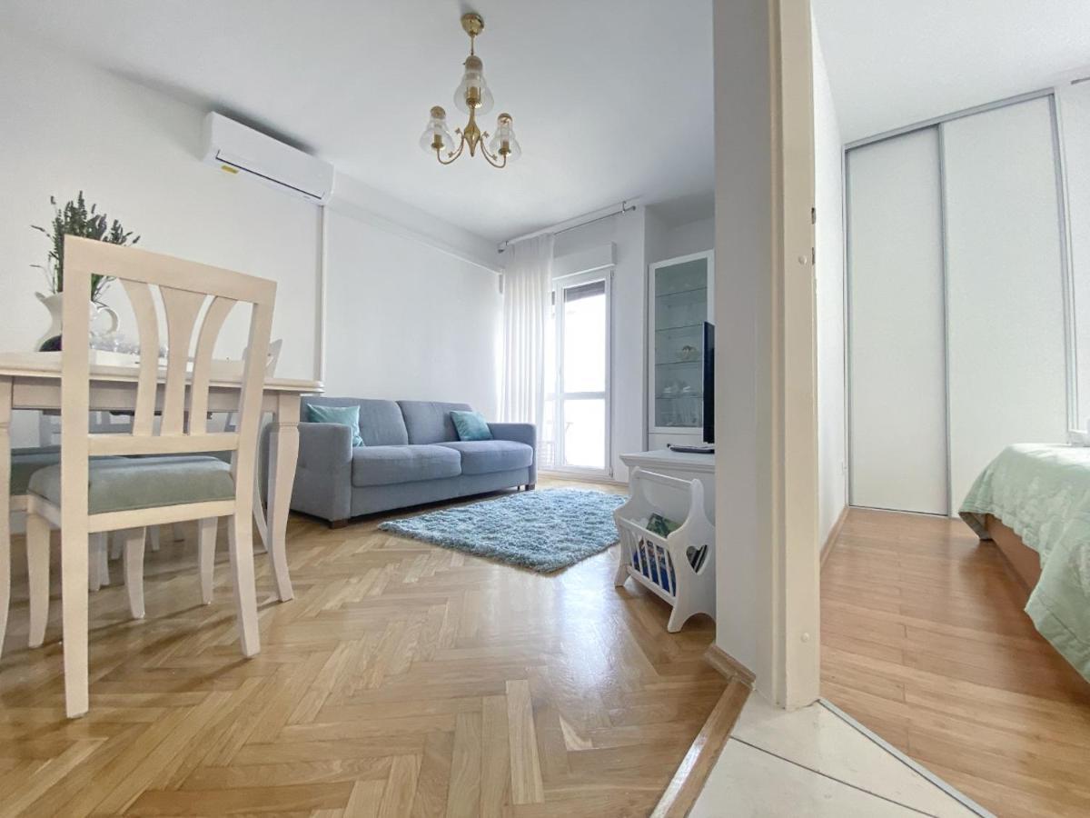 Trstenik Central Split Luaran gambar